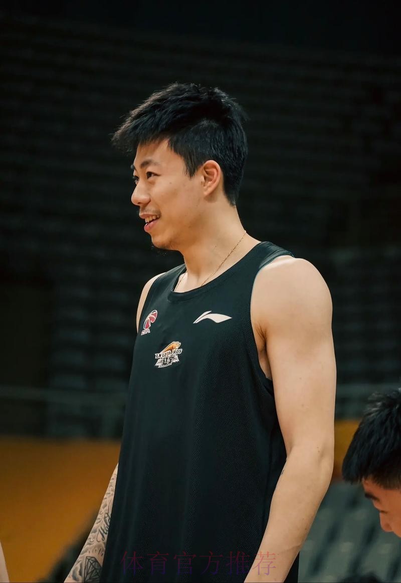 张镇麟全场投篮13中4，得到8分4篮板6助攻1抢断2盖帽